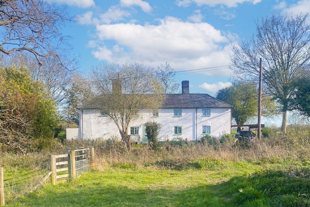 Property photo 1 of 25