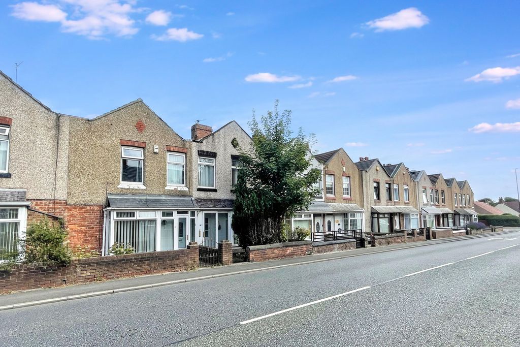 Property photo 2 of 19 14 The Gables, Washington, Tyne & Wear Ne38 7Dw