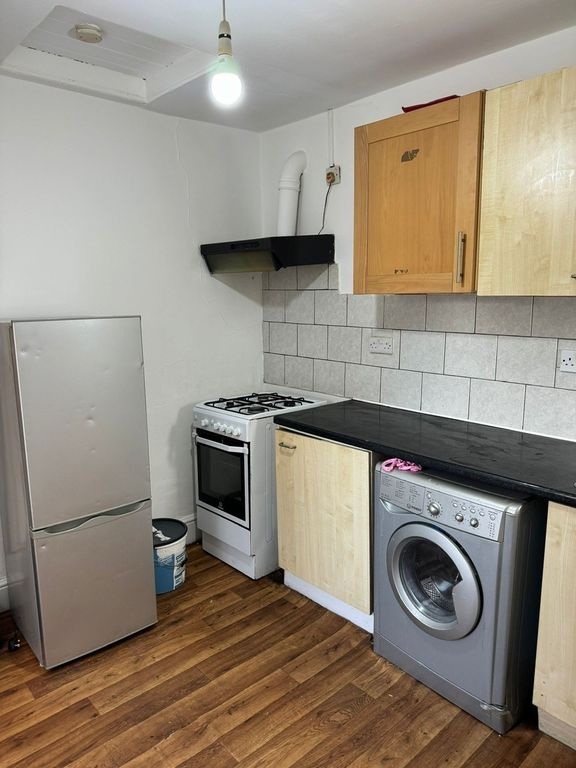 Property photo 3 of 3