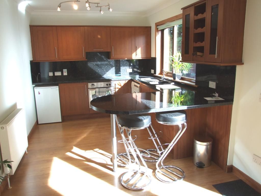 Property photo 3 of 5 Kitchen