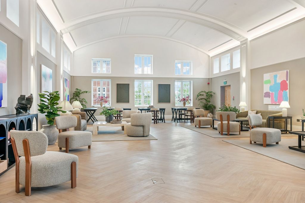 Property photo 3 of 6