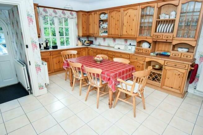 Property photo 2 of 52