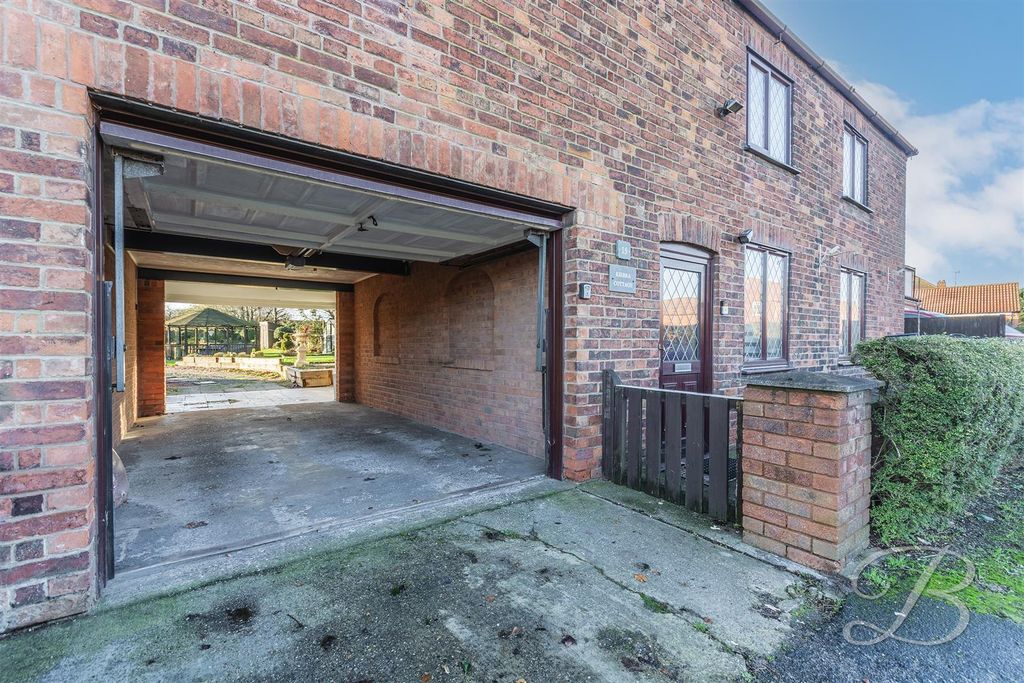 Property photo 2 of 45 Fjuuzecd80Uyxzaklhyt7G.Jpg