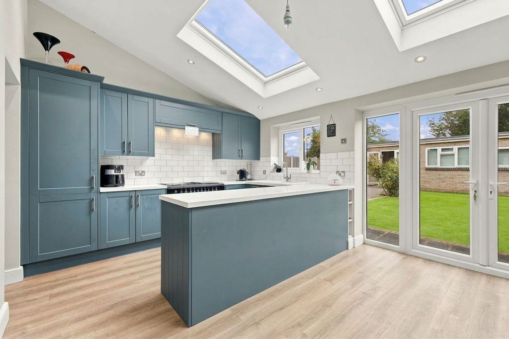 Property photo 2 of 15 Kitchen