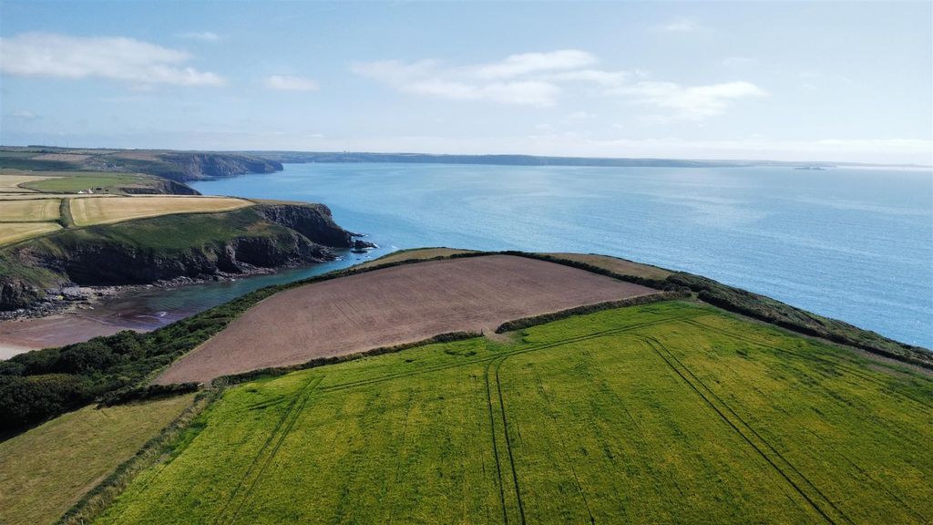 Property photo 1 of 32 Dji_Fly_20250709_155636_357_1752073076539_Photo_Op
