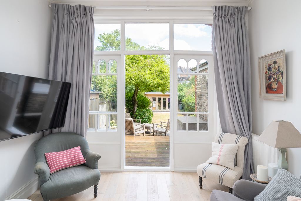 Property photo 2 of 12 Ndb06995-Edit