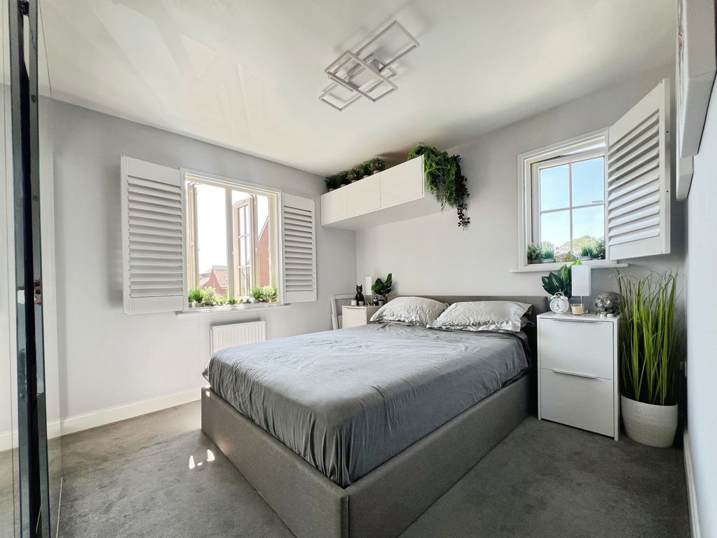 Property photo 3 of 12 Pbox-Img.Jpg