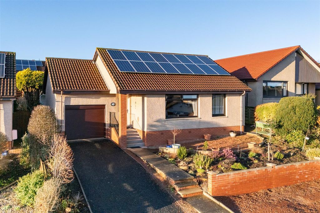 Property photo 1 of 20 Tuncurry_35_Gillsland-02.Jpg