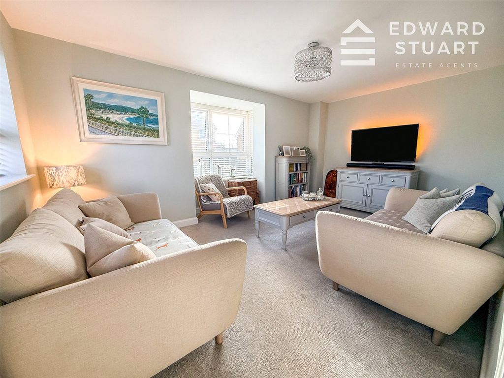 Property photo 2 of 15 Picture No. 11