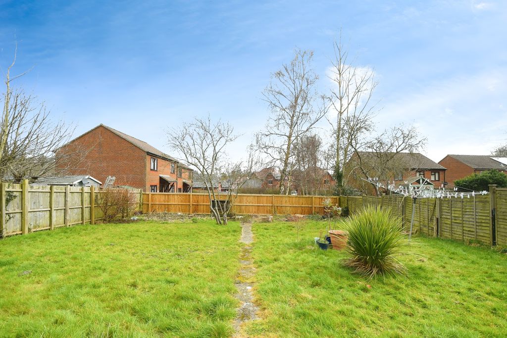 Property photo 2 of 16