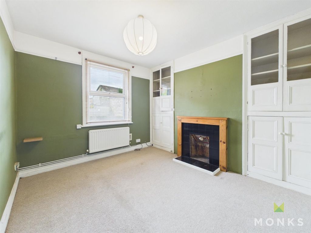 Property photo 2 of 15 Cam01420G0-Pr0929-Still003.Jpg