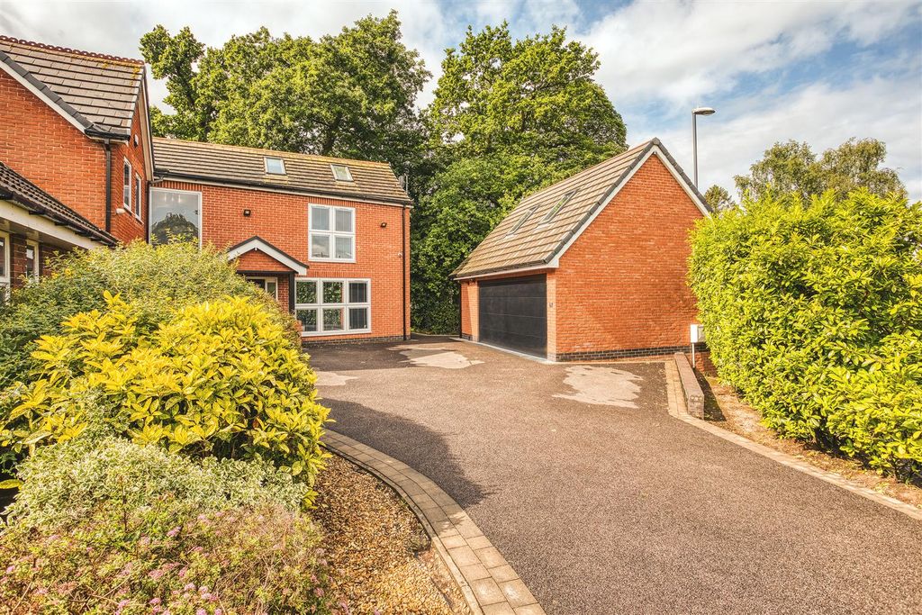 Additional image 25 of 6 bed detached house for saleWhittlebury Drive, Littleover, Derby DE23