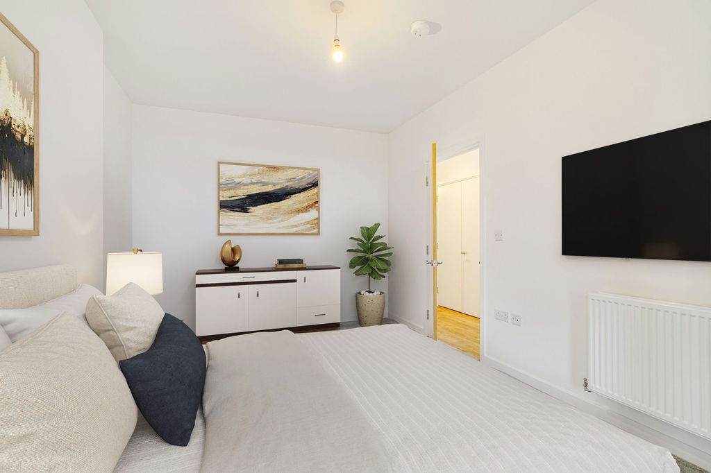 Property photo 3 of 20