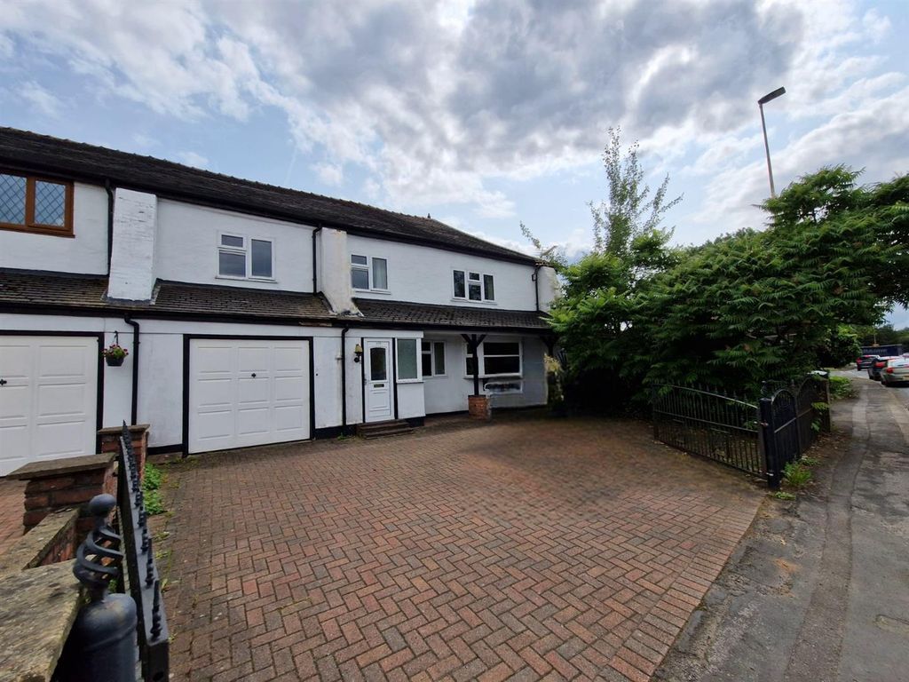 Property photo 1 of 11 External Front