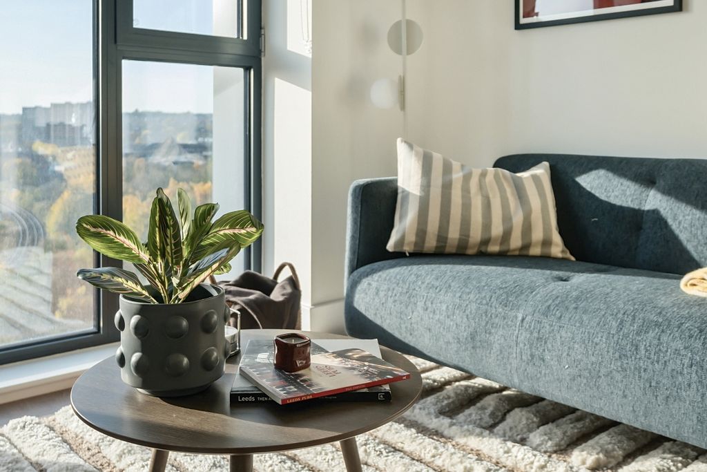 Property photo 2 of 23