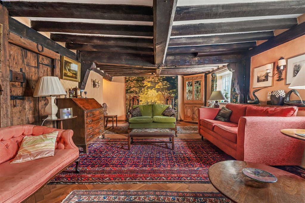 Property photo 3 of 21