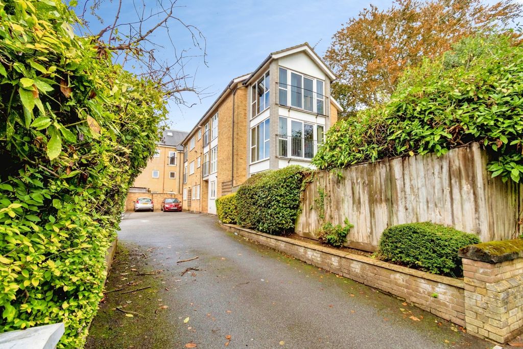 Property photo 1 of 12 Pbox-Img.Jpg