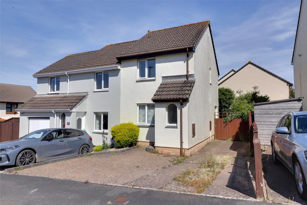Property photo 1 of 10 1 - Picture No. 02