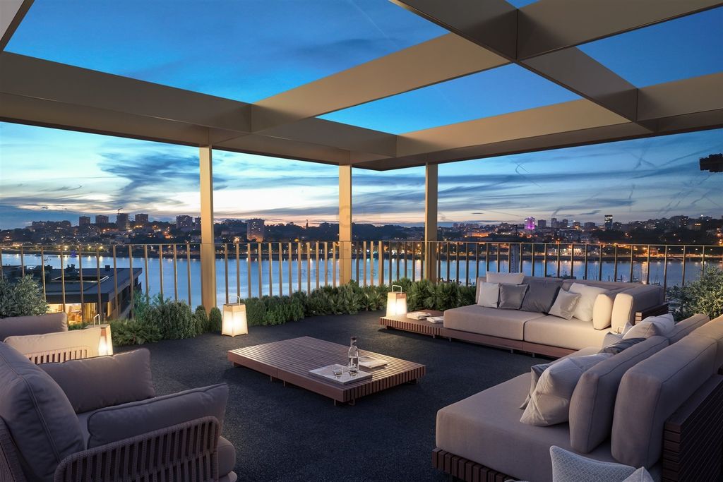 Property photo 1 of 42 Luxury 4-Bedroom Penthouse In Vila Nova De Gaia | Golden Hour Real Estate