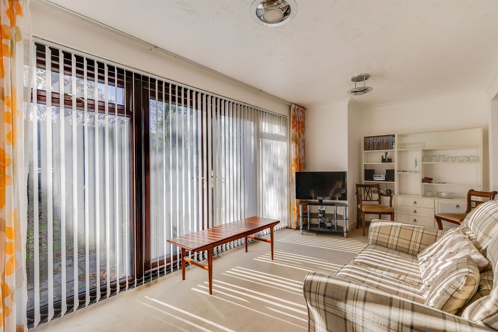 房产图片 9 - 出售独立别墅，四卧室，Holly Grove，Lisvane，卡迪夫 CF14