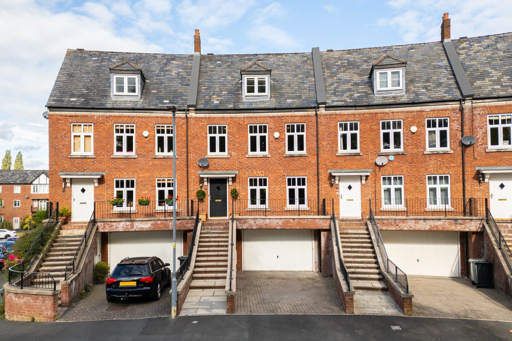 Property photo 1 of 29