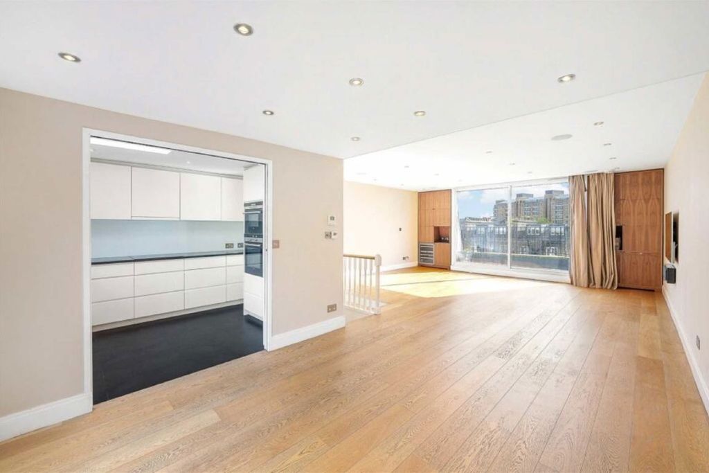 Property photo 2 of 2