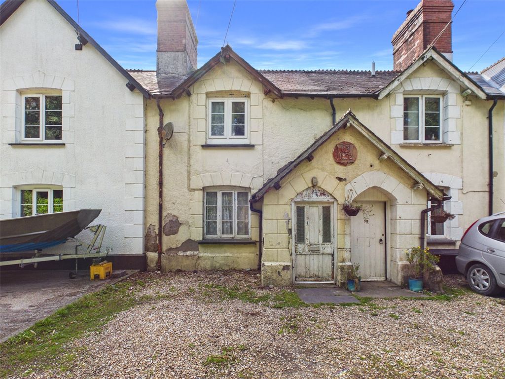 Property photo 1 of 13 Front