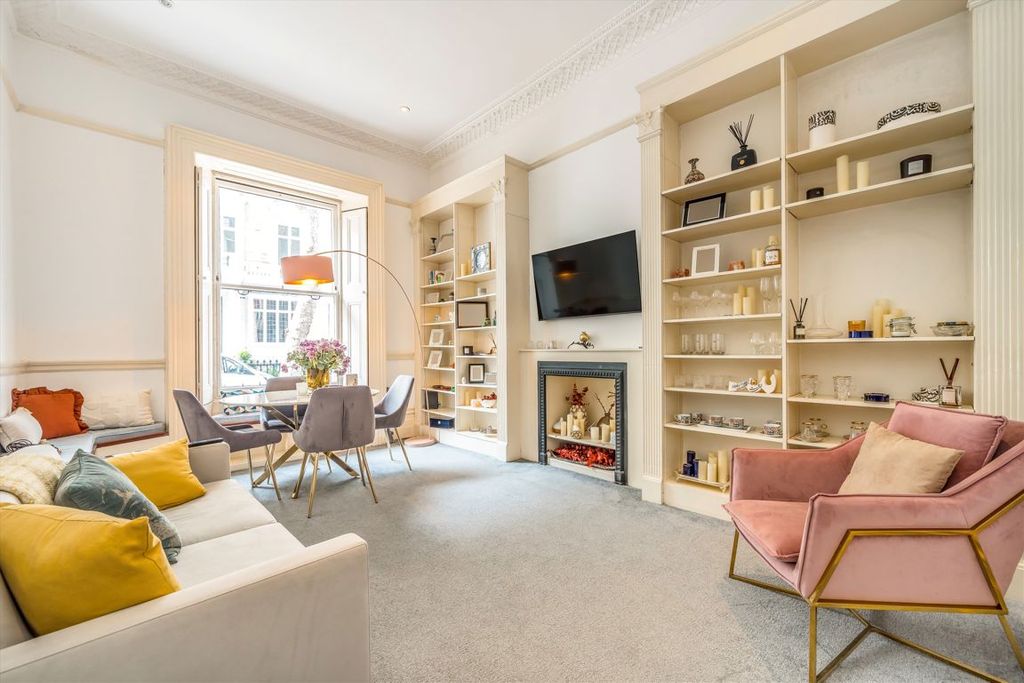 Property photo 2 of 5