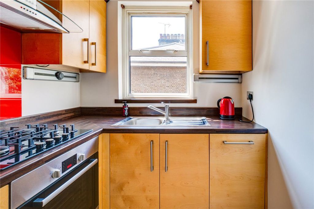 Property photo 2 of 5