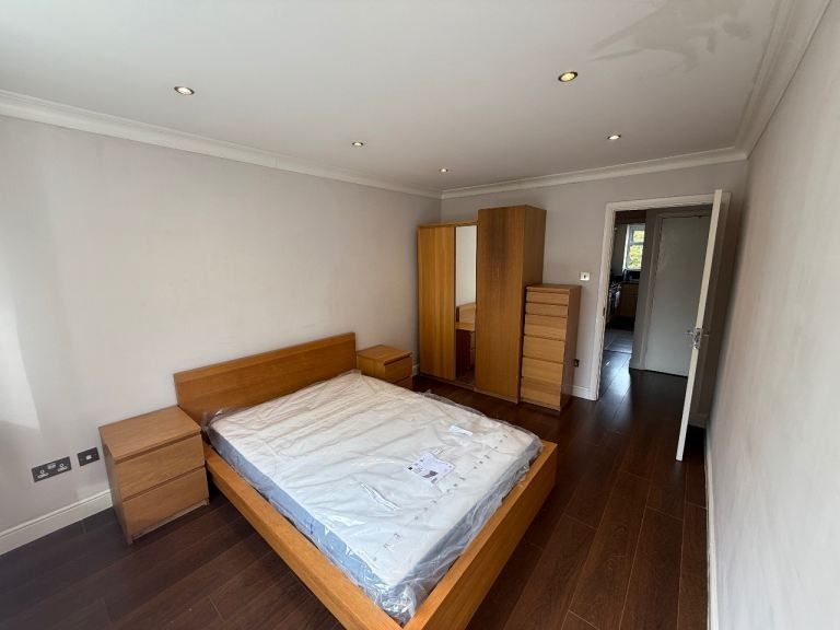 Property photo 1 of 4