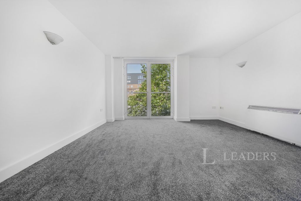 Property photo 2 of 12 Living Room