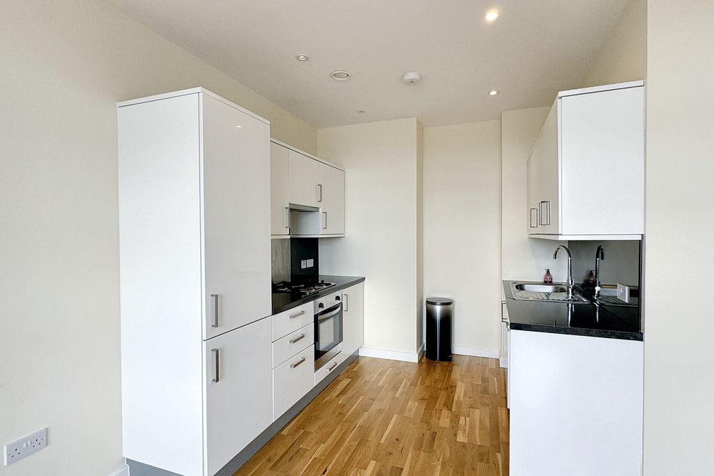 Property photo 2 of 9 Img_3402