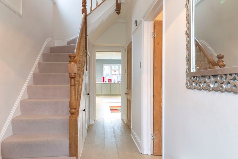 Property photo 3 of 15 Hallway Reception