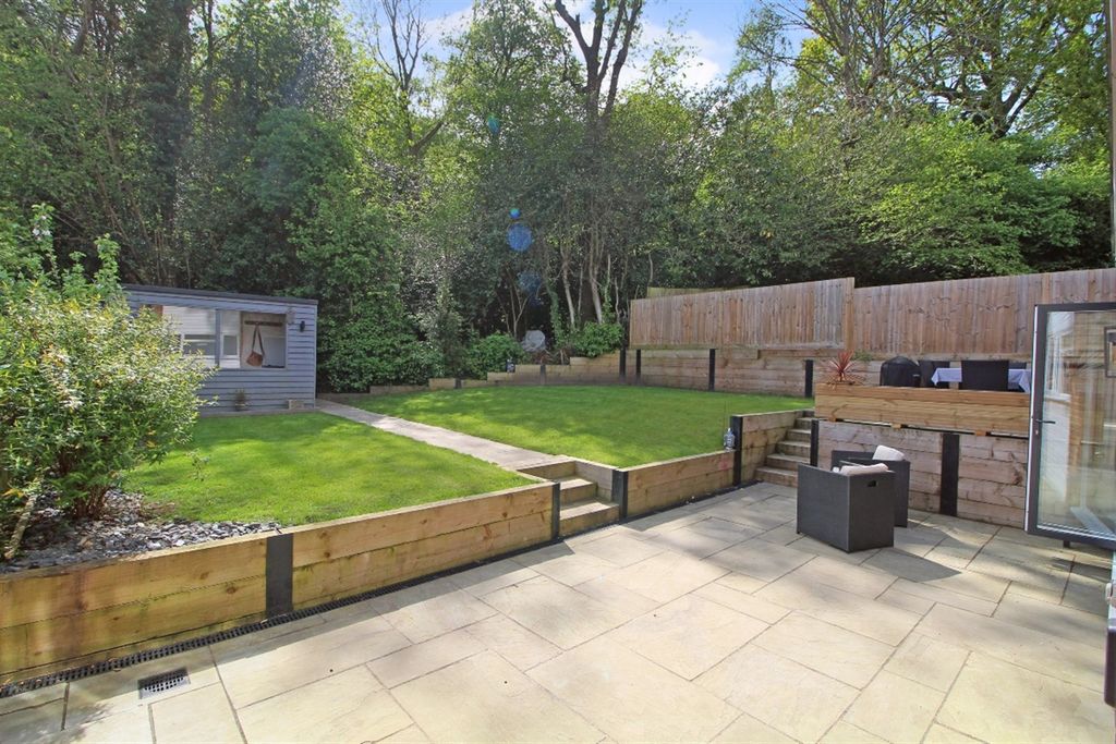 Property photo 3 of 19 Rear