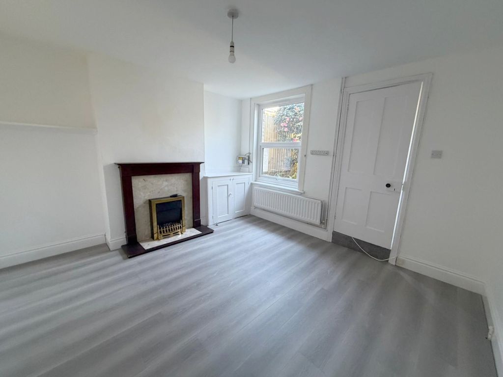 Property photo 3 of 15 5127665