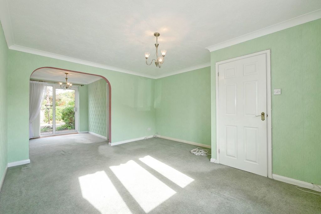 Property photo 3 of 29