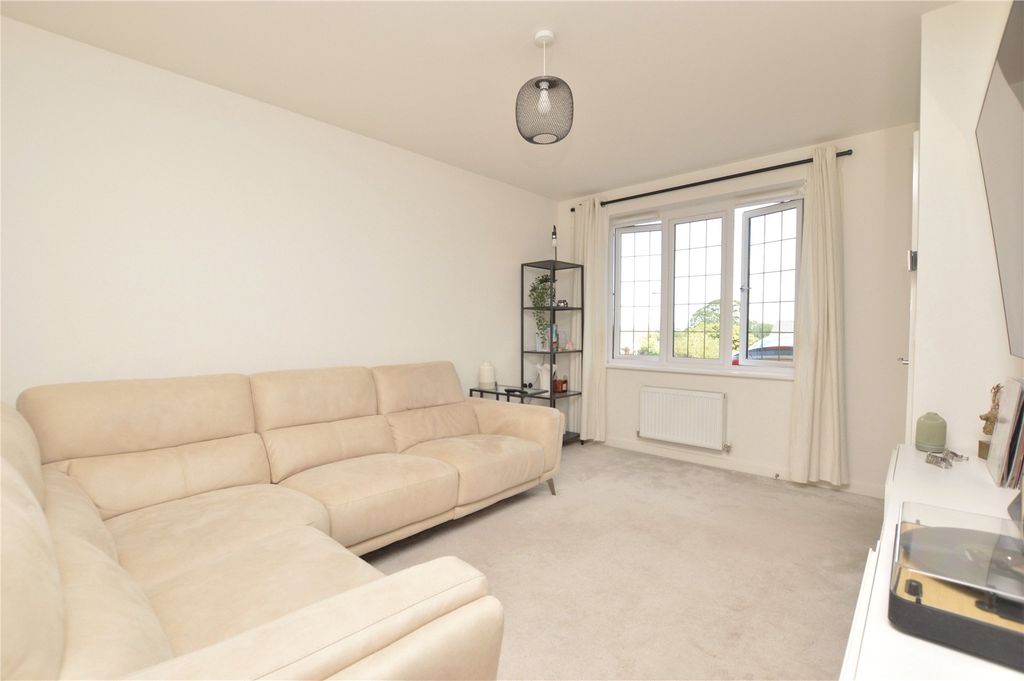 Property photo 2 of 15 Living Room