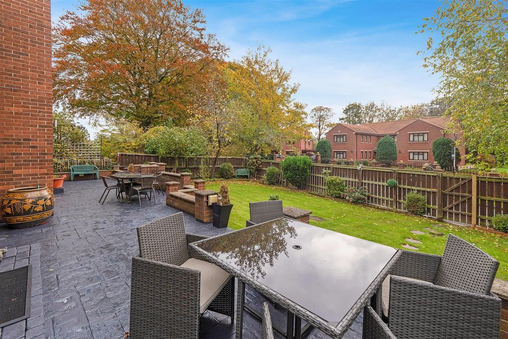 Additional image 10 of 4 bed detached house for saleSt. Andrews Close, Darlington DL1