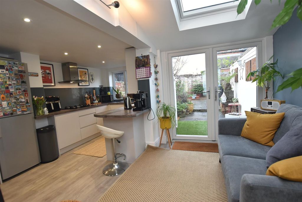 Property photo 2 of 26 Open Plan Kitchen/Family Room