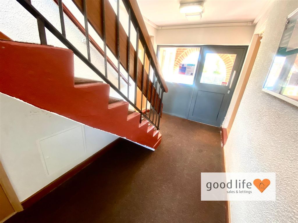 Additional image 8 of 2 bed flat for saleAnglesey Road, Farringdon, Sunderland SR3