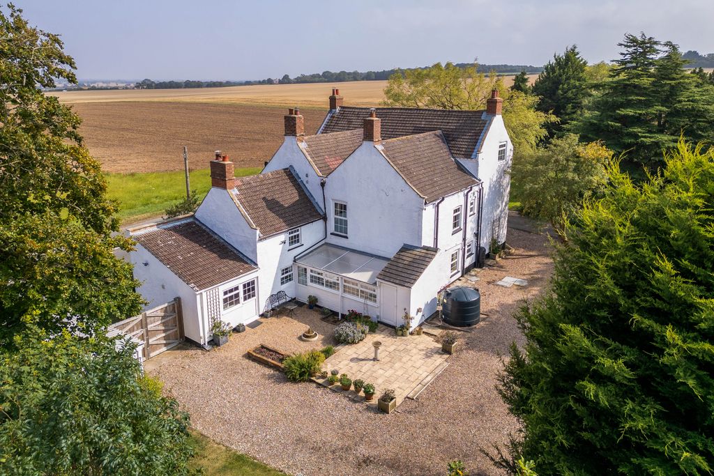 Property photo 2 of 52 30