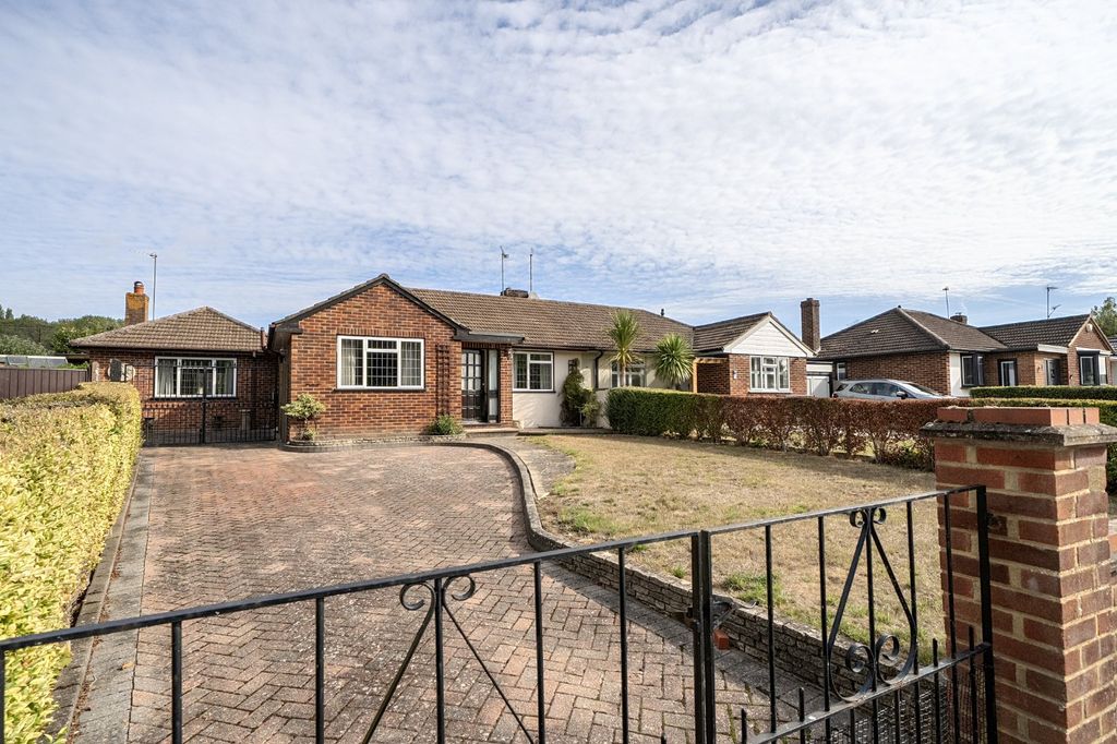 Property photo 1 of 15 Picture No. 02