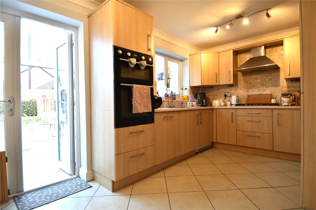 Property photo 2 of 18 Picture No. 06