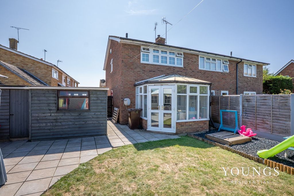 Property photo 2 of 18
