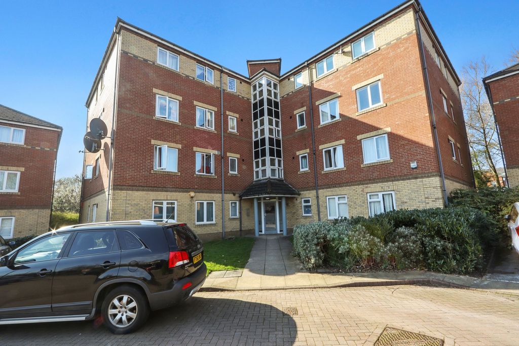 Property photo 1 of 16