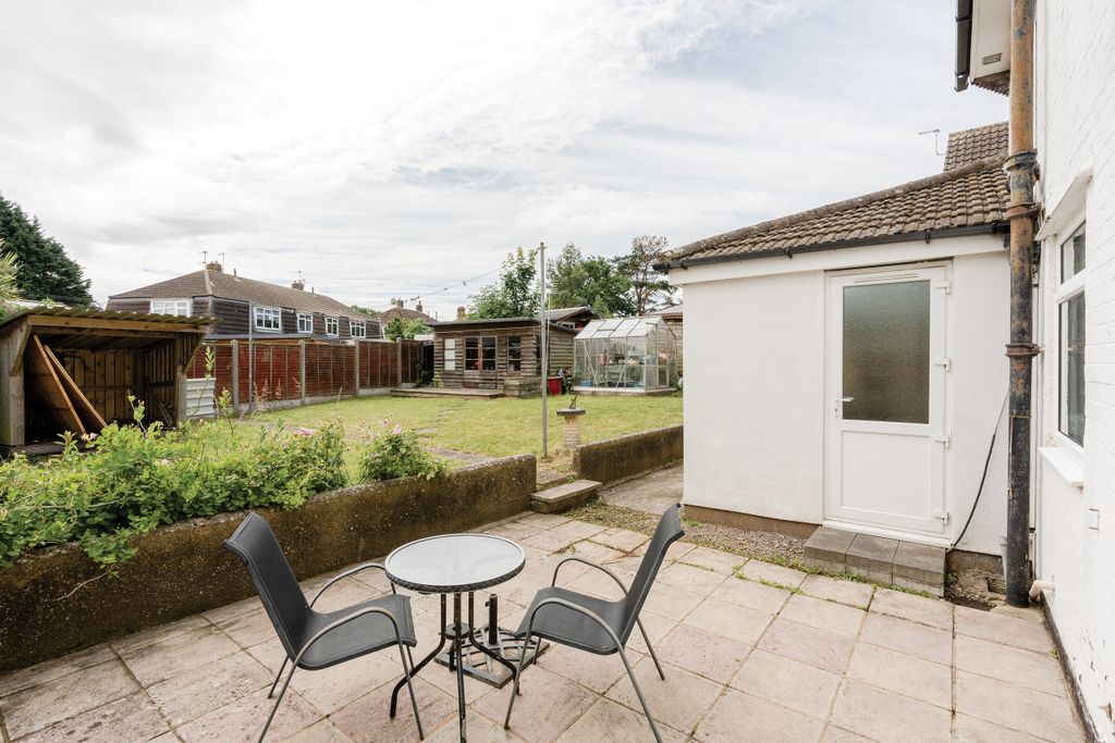 Property photo 2 of 32 Photo 27