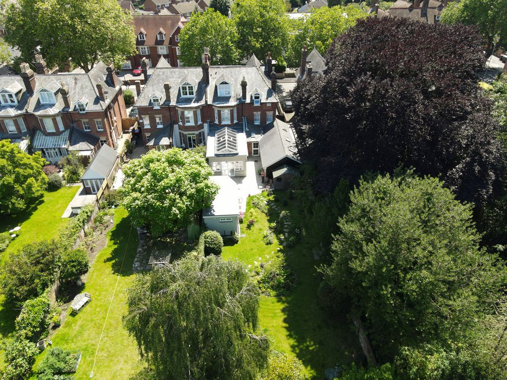 Property photo 1 of 41