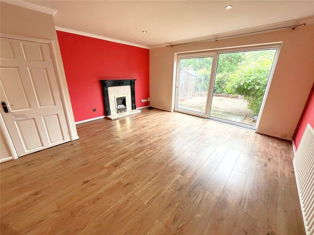 Property photo 3 of 12 Picture No. 17