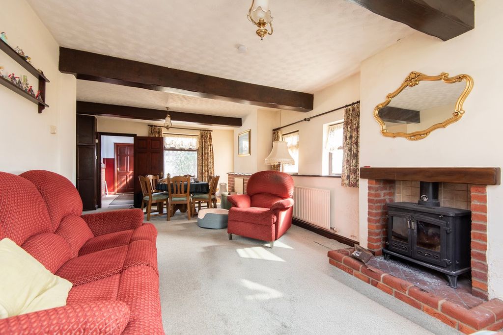 Property photo 3 of 9