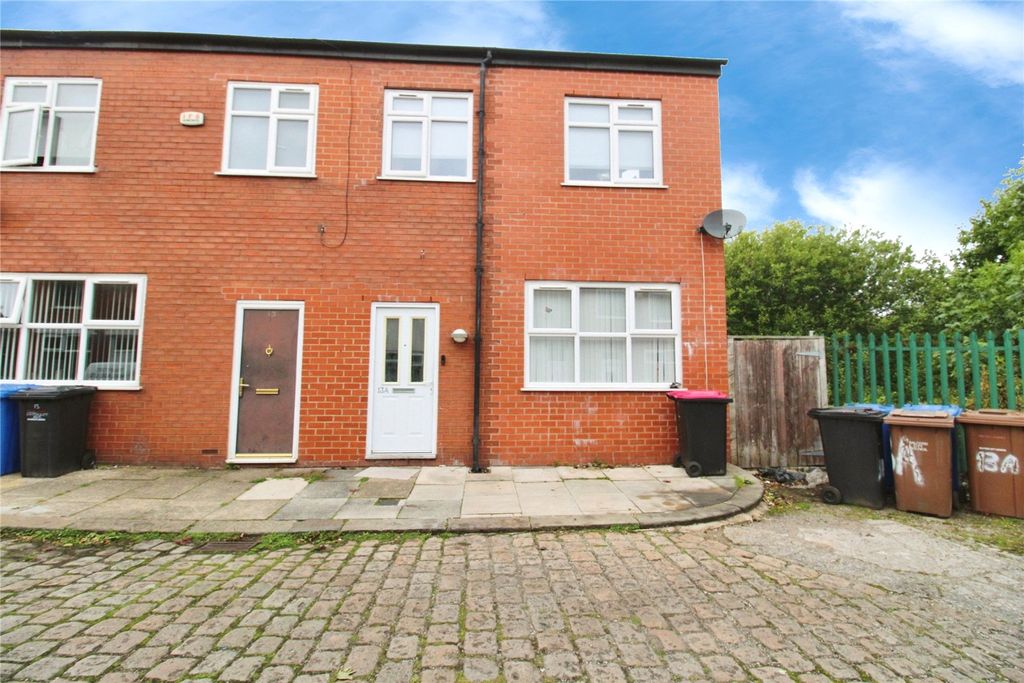 Property photo 1 of 8 Picture No. 16